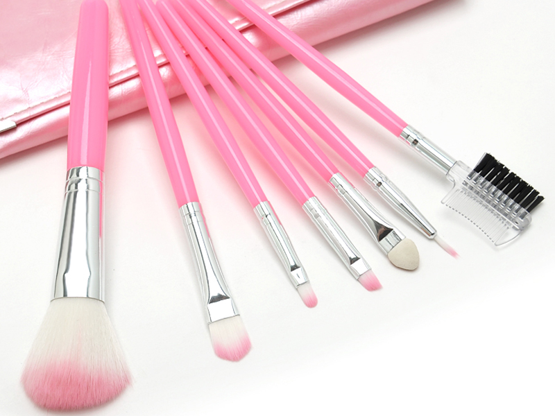 Tan inteligente como tú, ¿sabes qué cerdas de maquillaje son buenas?